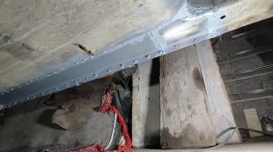 Защита антигравием порогов и дна автомобиля