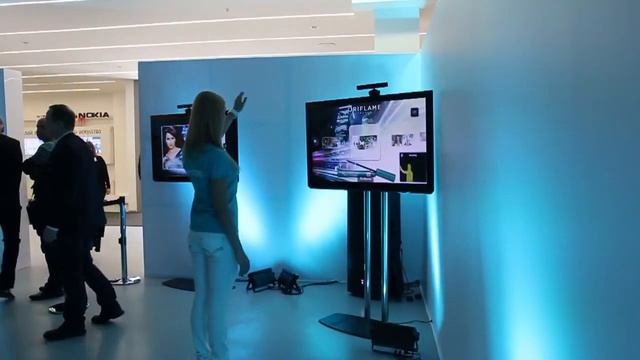 Интерактивный kinect-стенд для Oriflame смотреть онлайн