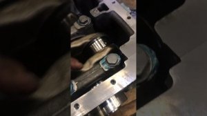 Проверяю на вращение коленвал ЯМЗ 536.  Accept рулит!