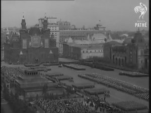 1 мая 1956 года. Военный парад