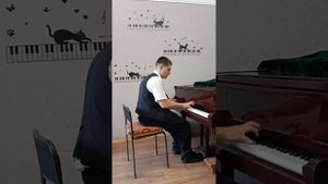 Папикьян Агаси Эдуардович