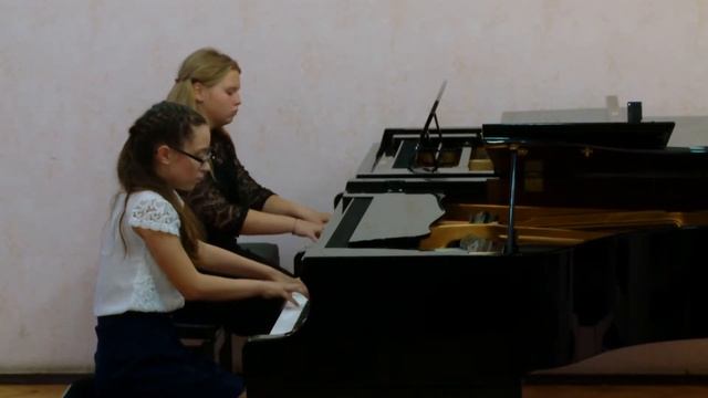 Дуэт Милена Маметьева и Гремитских Полина. Урал собирает друзей Курган 2019