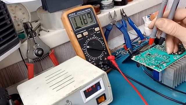 Ремонт зарядного устройства "АИДА-11". смотреть онлайн