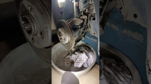 Меняем правый привод в сборе на Рено Меган 2