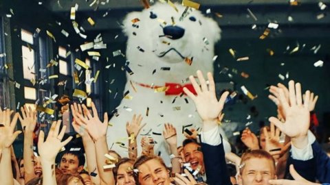 25 мая – Последний звонок 2025! Трогательное музыкальное поздравление🎶 #музыкальноепоздравление