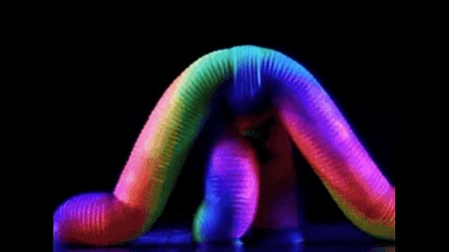 Дмитрий Хантиль    -    Странные танцы смотреть онлайн