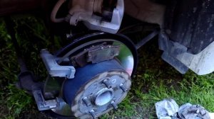 Заменим Колодки перед 306.785км , Camry 50-55