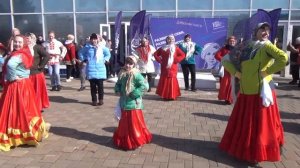 ЯГОДА МАЛИНКА - ФЛЕШМОБ - Ирина Звягина и Народный анса
