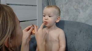 Сынок, кушай сырок