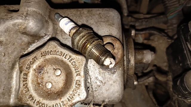 ВАЗ 2109 . Противозадирная замена свечей . смотреть онлайн