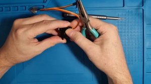 Разбираем сервопривод SG90