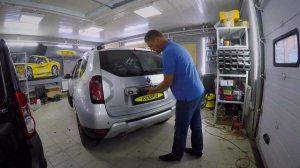 Renault Duster. Установка передних динамиков, сабвуфера и замена усилителя