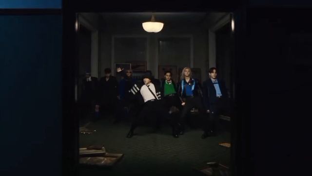 Песня "chk chk boom" партия Чанбина 1 час смотреть онлайн