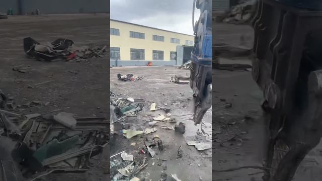 Авто в лапах гигантских клещей – шокирующее видео дем смотреть онлайн