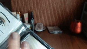 Декоративная косметика и парфюмы в использовании. Весна 2025