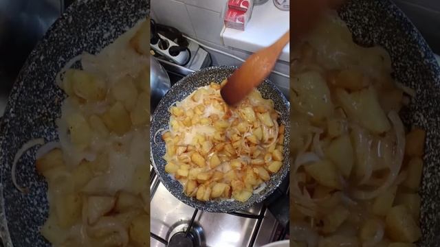 Картошка с луком и Вообще ,такую ты еще не пробовал. смотреть онлайн