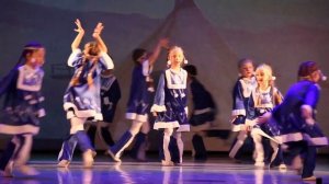 Танец "СЕВЕРНОЕ СИЯНИЕ"