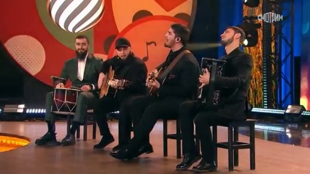 Слышишь ты Лейла