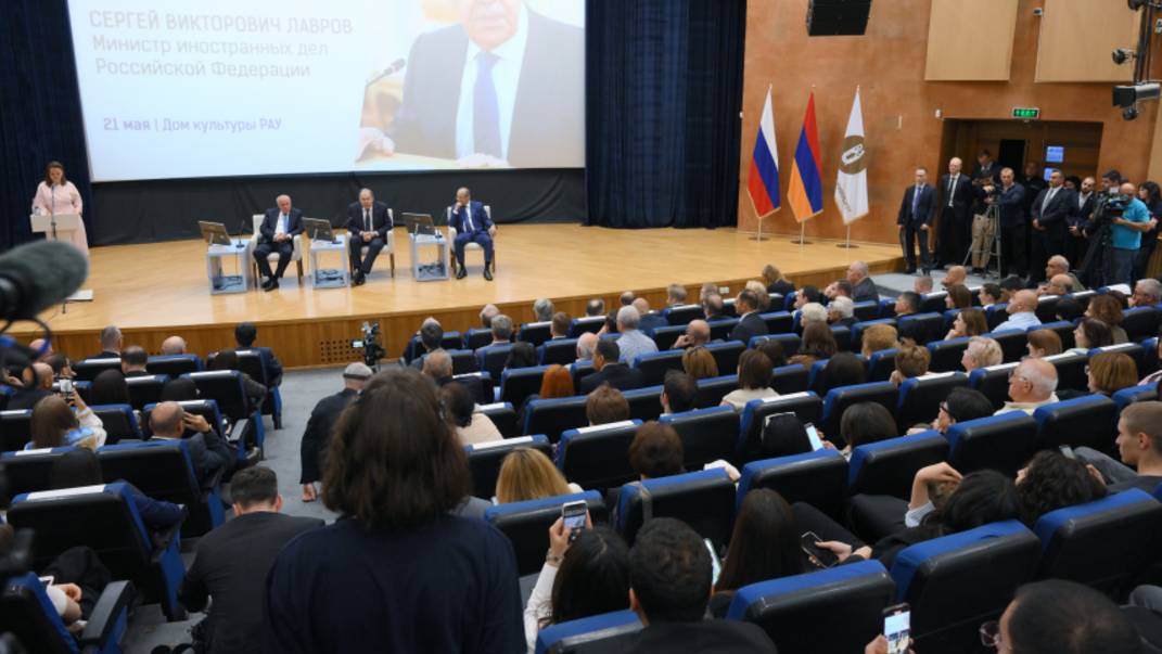 Россия и Армения подтвердили настрой на развитие сотрудничества