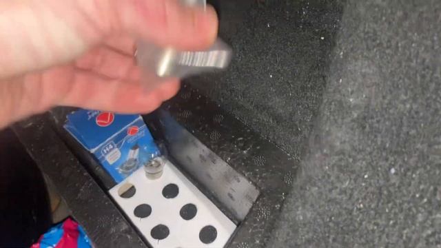 Диодная лампа в стоп смотреть онлайн