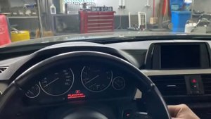 BMW 3er F30 Дворники в сервисный режим выставляем