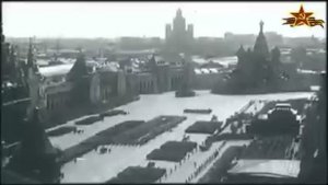 1 мая 1957 года. Военный парад. Демонстрация достижений военно-промышленного комплекса СССР.