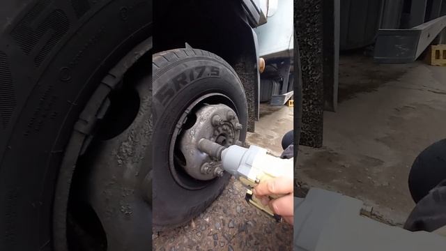 Гайковёрт Fengbao 2000Nm и пятитонник!!!Отличный результат! #a
