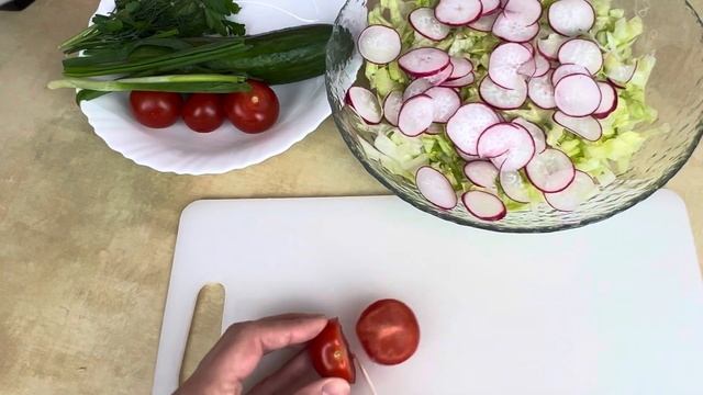 Легкий летний салат смотреть онлайн