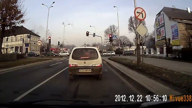 Mio MiVue 338 — дневная съёмка на 1280x720 при 30 к/с смотреть онлайн