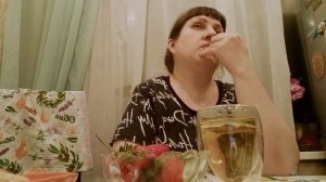 ВЛОГ // МУЖ КУПИЛ КЛУБНИКУ / СОСТОЯНИЕ*НЕСТОЯНИЕ))