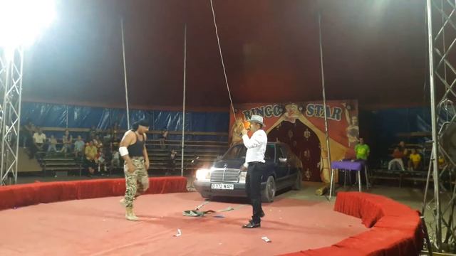 Цирк шапито RINGO STAR смотреть онлайн