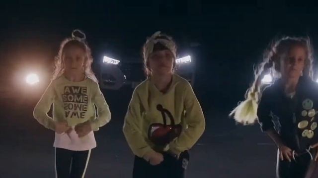 5й отчетный у доченьки по хип-хопу/Видео клип/Хореограф Виктория Е. смотреть онлайн