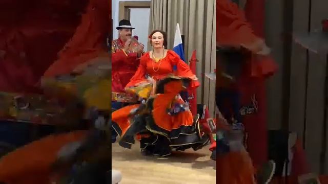 Цыганочка, танец