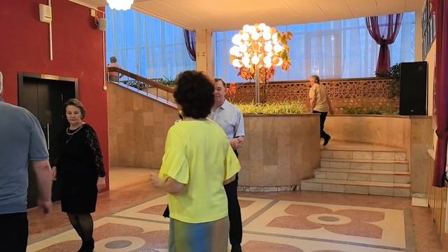 Зачем я полюбила хулигана... 23.03.25... смотреть онлайн