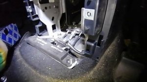 Замена подшипника ступицы на Hyundai ix35, Tucson.