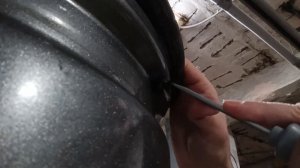 Вытащить ниппель (нипель,сосок) из диска, из литого дис