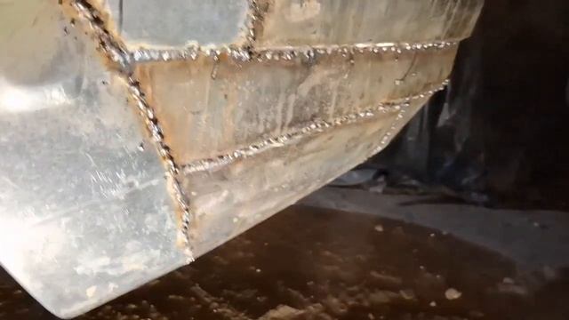 Замена порогов и Арок на BMW E21 смотреть онлайн