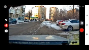 распаковка и проверка записи видеорегистратора Fujida zoo
