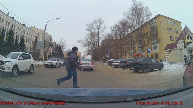 Каркам М2: Чтение номеров в плотном потоке смотреть онлайн