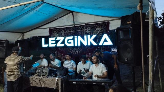 Gr. Lezginka Группа.Лезгинка.кусары.хачмас.лезги манияр