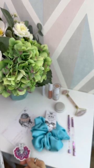 ТОП РЕЗИНКА ДЛЯ ВОЛОС ОТ SHARLUA #резинкидляволос #shorts #ак? смотреть онлайн