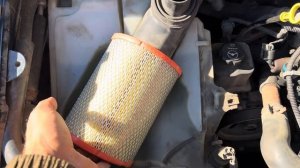 Замена воздушного фильтра на Шевроле ТрейлБлейзер 4,2 ?