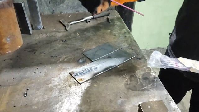 сварка сварочными электродами АНО 21