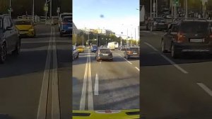 Скорая спешит на вызов. #ambulance