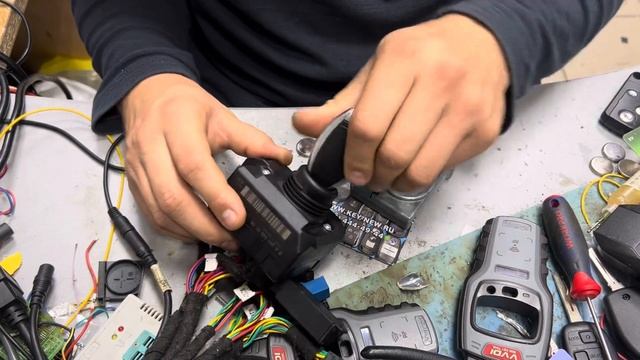 Mercedes W204 не реагирует на ключ смотреть онлайн