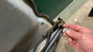 Не работает стеклоподъемник в машине Passat B5.