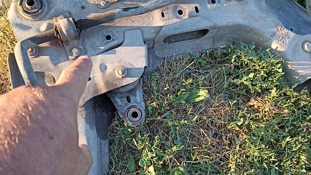 рено меган скрип втулок стабилизатора