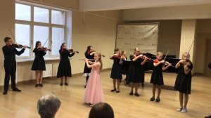 Д.Шостакович, "Вальс-шутка", ансамбль скрипачей, Голови