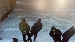 Кража аккумулятора с ВАЗ-2106 попала на камеры