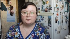 Свинина на бутерброды готовлю и болтаю.